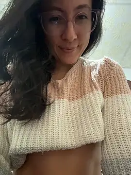 Snapshot of paula_p07 chatting on May 26, 10:13 am paula p07 online show from May 26, 10:13 am