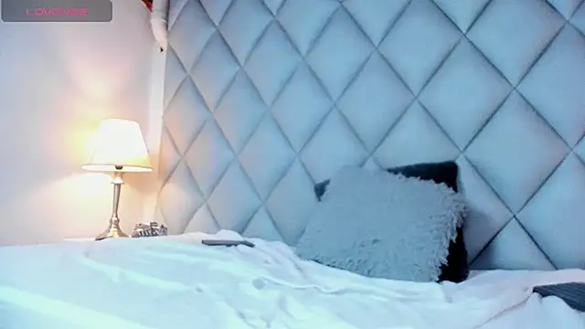 Snapshot of ZyanMorphy chatting on March 2, 1:18 pm ZyanMorphy online show from March 2, 1:18 pm