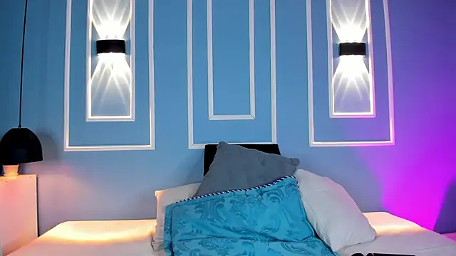 Lore evans online show from April 9, 9:21 pm