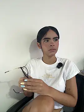 kitty rousse01 online show from March 6, 12:22 pm