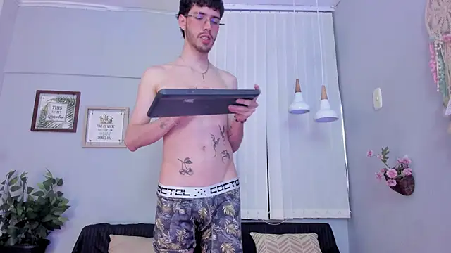 Jason 23   online show from March 29, 1:35 pm