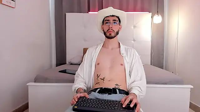 Jason 23   online show from May 22, 9:35 pm