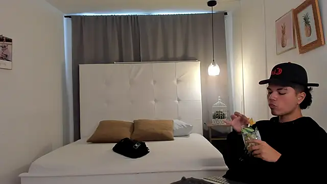 Jason 23   online show from May 16, 7:24 pm