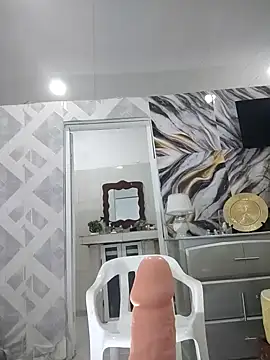 thewatcherxx02 online show from March 14, 4:18 am