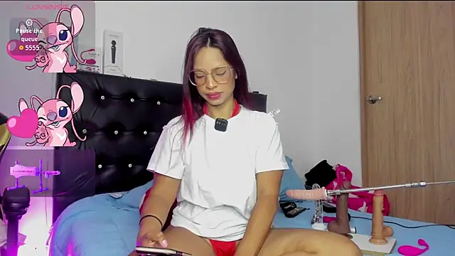 Vivian-Cruz online show from March 9, 1:58 pm