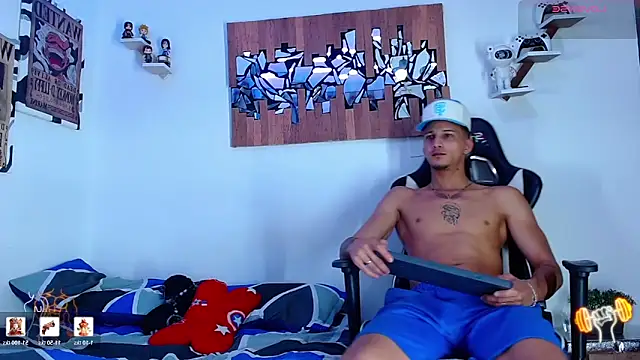 AdamsDvi online show from March 13, 1:16 pm