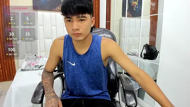 Thiago collinss online show from July 18, 10:29 pm