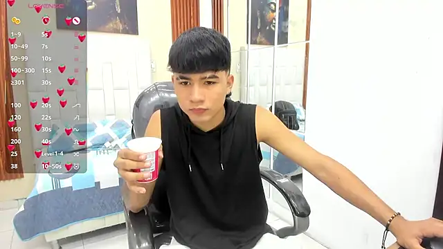 Thiago collinss online show from June 25, 10:48 pm