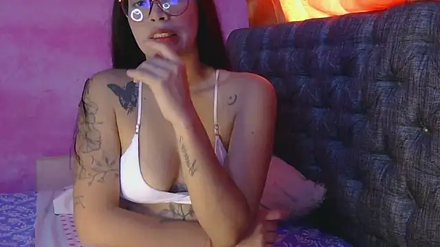 mia luna88 online show from February 24, 10:43 pm