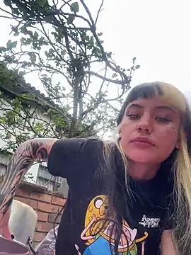 Snapshot of Sara_92 chatting on March 3, 5:53 pm Sara 92 online show from March 3, 5:53 pm