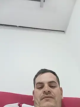Snapshot of Edwin_Q chatting on June 4, 3:55 am Edwin Q online show from June 4, 3:55 am