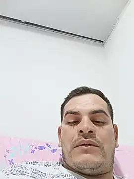 Snapshot of Edwin_Q chatting on June 4, 4:00 pm Edwin Q online show from June 4, 4:00 pm