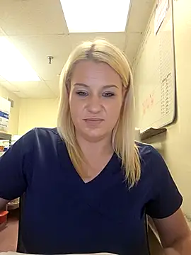 LadyB07 online show from April 30, 4:36 pm