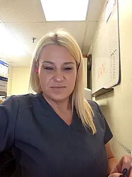LadyB07 online show from May 1, 8:36 pm
