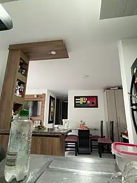 Snapshot of Mia_Benett_ chatting on May 27, 1:18 pm Mia Benett online show from May 27, 1:18 pm