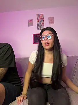 Snapshot of Sofi-Vargas chatting on July 18, 4:32 am Sofi-Vargas online show from July 18, 4:32 am