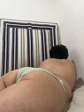 Alice Lat online show from March 1, 10:10 pm