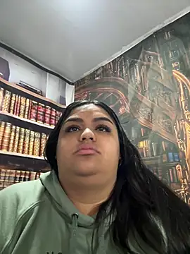 NathashaDreams online show from February 25, 10:37 am