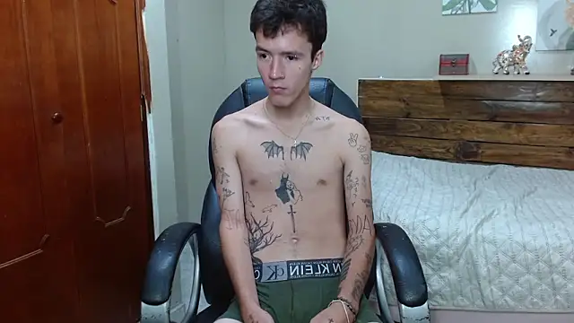 CamiEvan online show from March 9, 10:46 pm