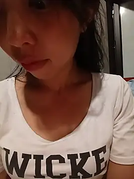 Snapshot of eanna88 chatting on July 10, 1:00 pm eanna88 online show from July 10, 1:00 pm
