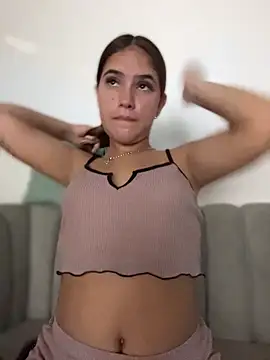 MiluRossee online show from March 25, 6:13 am