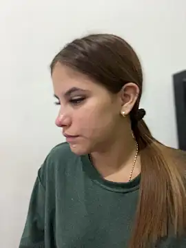 MiluRossee online show from March 17, 12:02 am