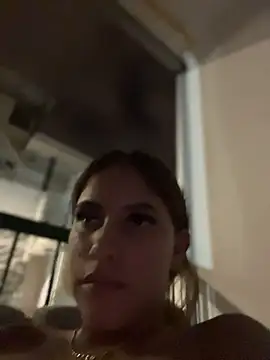 MiluRossee online show from April 5, 6:53 am