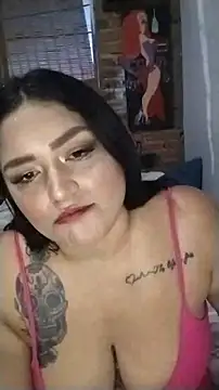 Cristal queen  online show from April 4, 1:45 am