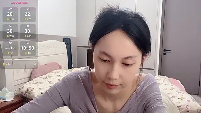 DD-5200 online show from March 21, 3:49 pm