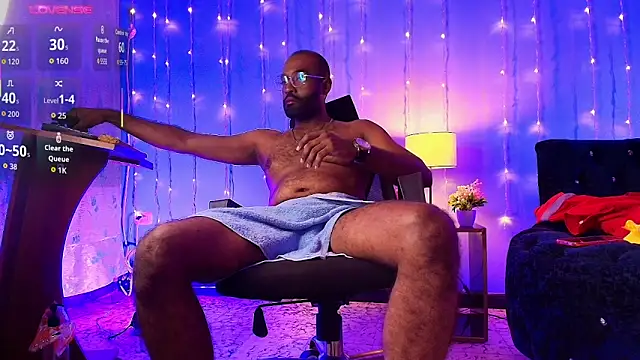 LOGAN ADAMS27 online show from March 11, 1:10 am