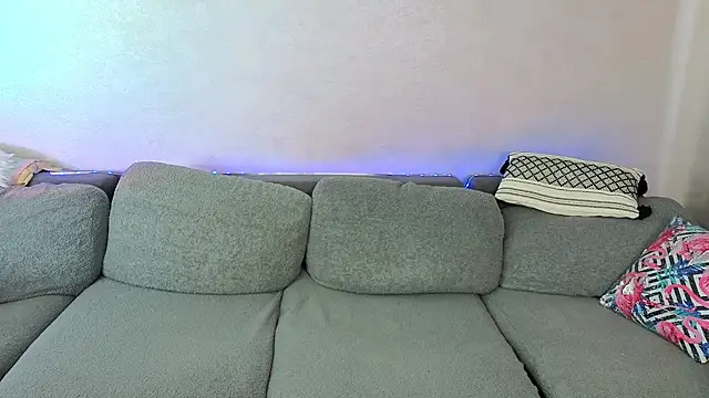 Vanessa BigTits online show from July 17, 12:30 am
