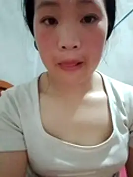 Miu la online show from March 28, 1:23 pm