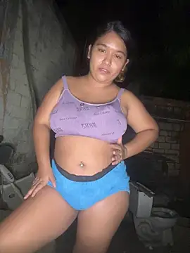 emi li82 online show from April 12, 6:16 am