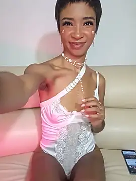 TinnaPeyton online show from May 16, 3:38 am