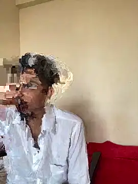 Snapshot of LOVELUST02 chatting on February 25, 8:36 am LOVELUST02 online show from February 25, 8:36 am