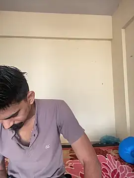 LOVELUST02 online show from April 12, 5:00 am