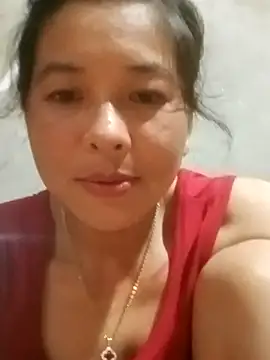 Snapshot of rinrin7700 chatting on June 27, 1:28 pm rinrin7700 online show from June 27, 1:28 pm