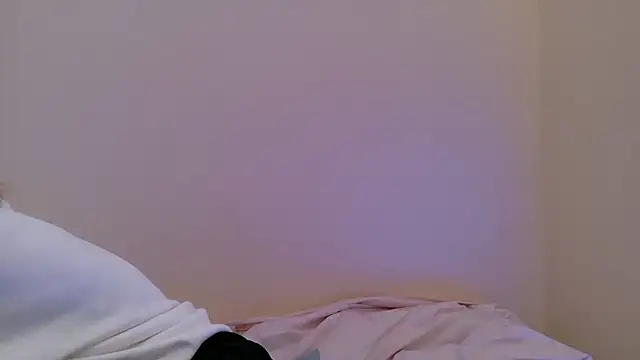 Snapshot of coco__cute chatting on February 25, 7:30 am coco cute online show from February 25, 7:30 am