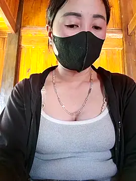 Snapshot of zanh99 chatting on February 27, 5:29 am zanh99 online show from February 27, 5:29 am