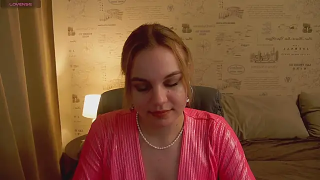 Glow Margo online show from June 12, 1:14 am