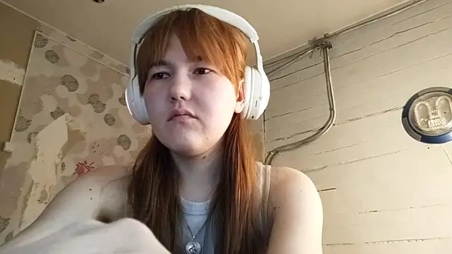 DinaFirebird online show from March 10, 4:27 am