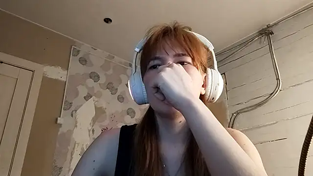 DinaFirebird online show from March 3, 5:25 am