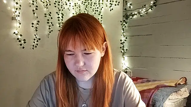 DinaFirebird online show from April 3, 4:19 am