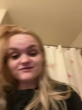 DaddysLakieBaby online show from March 12, 4:40 am