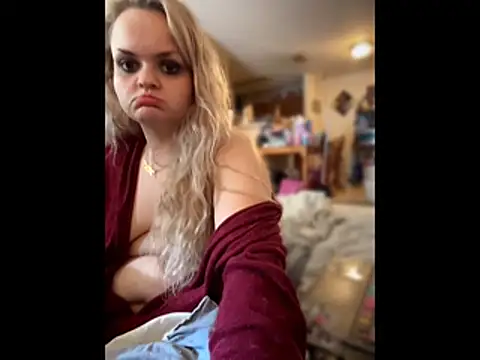 DaddysLakieBaby online show from May 24, 2:17 pm