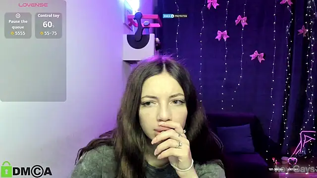 AlisMoonly online show from February 26, 7:52 am