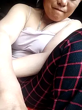 Lucie Fuzk online show from April 9, 2:02 am