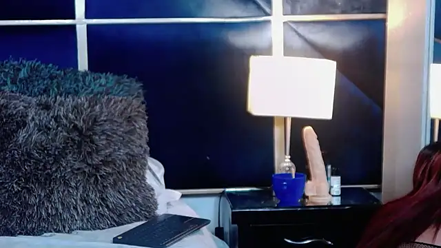 AmberDiamont online show from March 30, 11:44 am