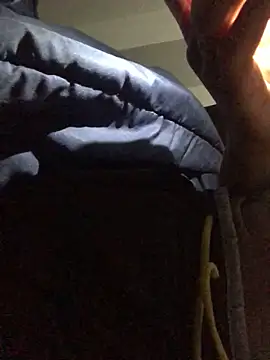 EricSwainn901 online show from April 4, 3:07 pm