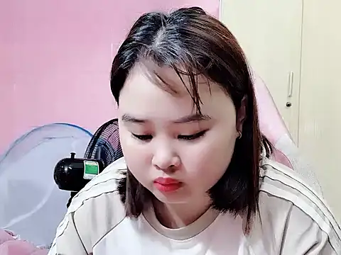 Vani568 online show from April 3, 9:10 pm